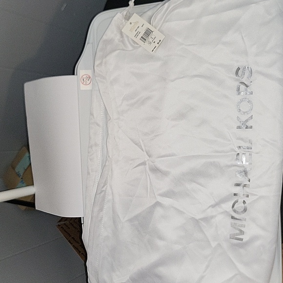 NWT MICHAEL KORS PALE GOLD CARMEN SATCHEL - Picture 13 of 14